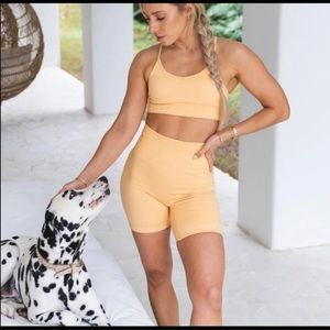 Sarah’s Day 5am Club Seamless
Sports Bra Mango SDXWFA XL